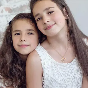 MONOOC Inițialele Scrisoare Colier pentru Femei Fete 14k Aur Placat cu Farmec Coliere CZ Pandantiv Inima Dragoste Alfabetul Colier
