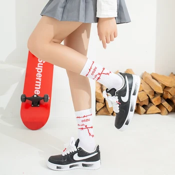 Șosete pentru bărbați Negru Fulger Alb de Bumbac Harajuku Moale Hip Hop de Moda Skateboard Cadouri pentru Femei Șosete Street 3 Perechi/Cutie